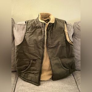 NWOT Lee Men’s Canvas Vest- Sherpa Lined
